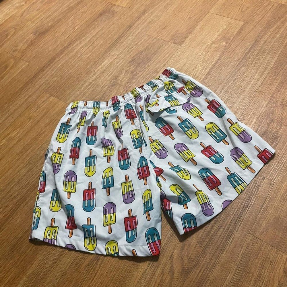 $ UZZI Men's Shorts Multicolor XL